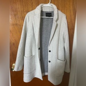 Rachel Zoe white an gray stripe Jacket/oversized blazer/cardigan. Wool